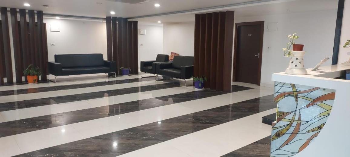 Hotel Ssr Grand Hyderabad Eksteriør billede