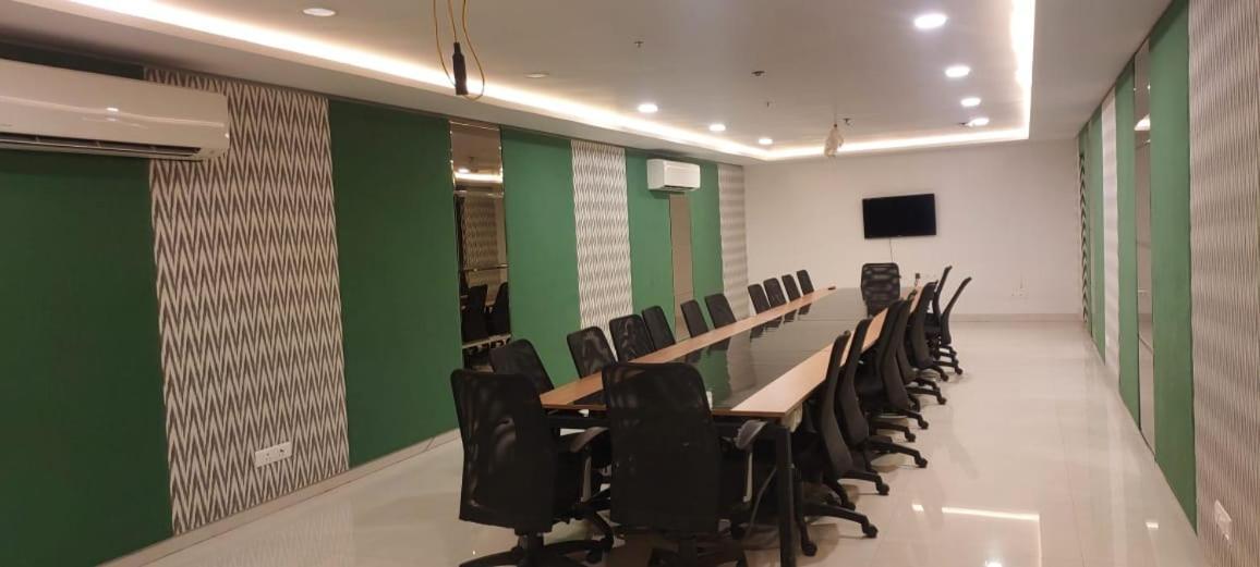 Hotel Ssr Grand Hyderabad Eksteriør billede