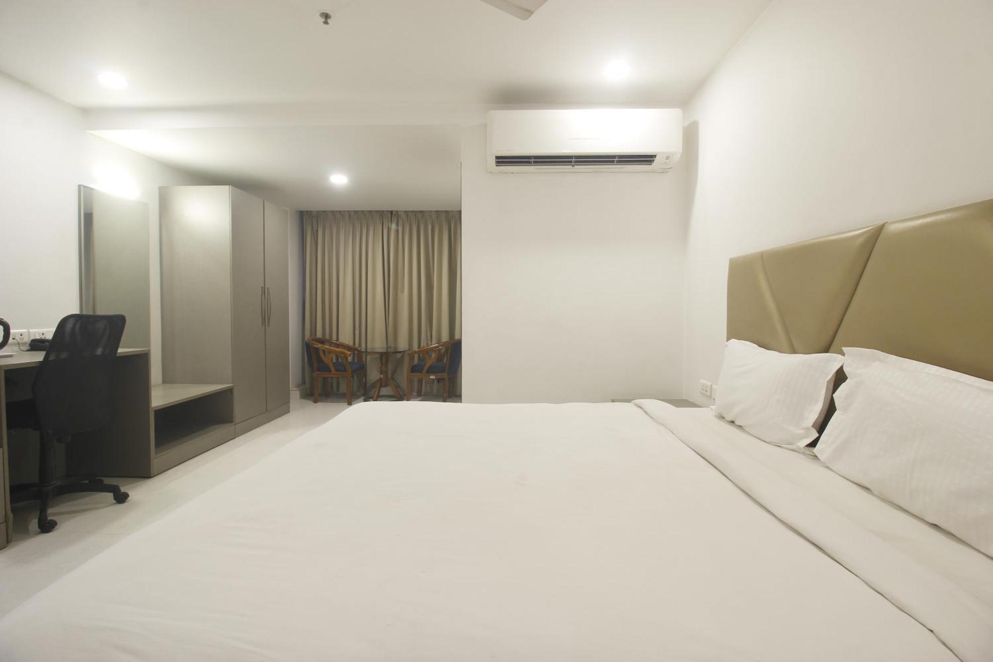Hotel Ssr Grand Hyderabad Eksteriør billede