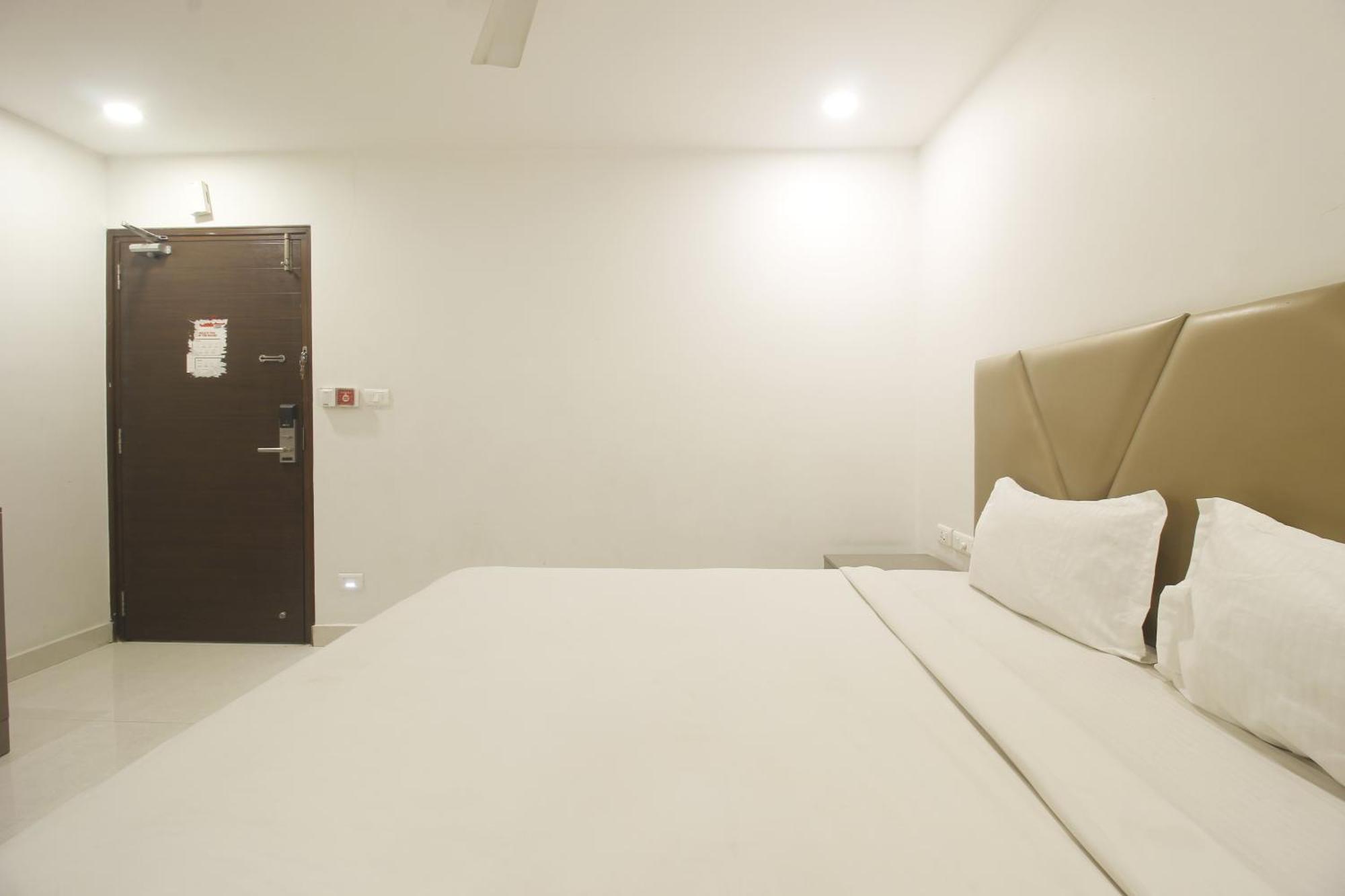 Hotel Ssr Grand Hyderabad Eksteriør billede