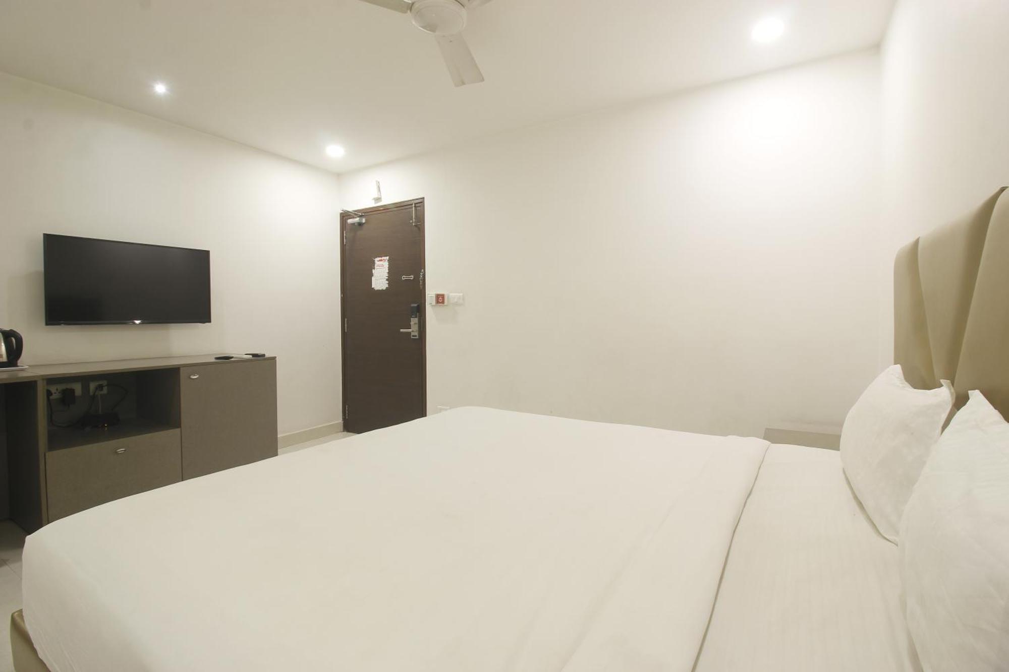 Hotel Ssr Grand Hyderabad Eksteriør billede