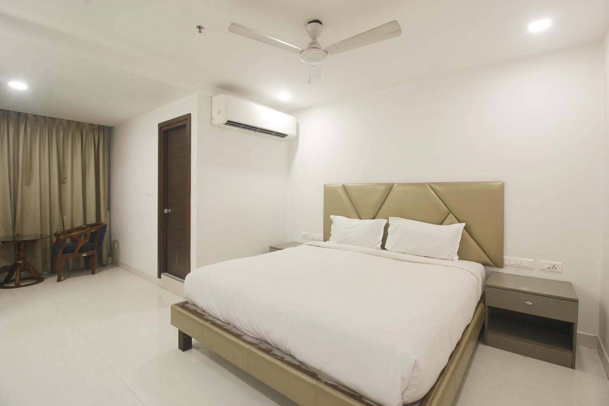 Hotel Ssr Grand Hyderabad Eksteriør billede
