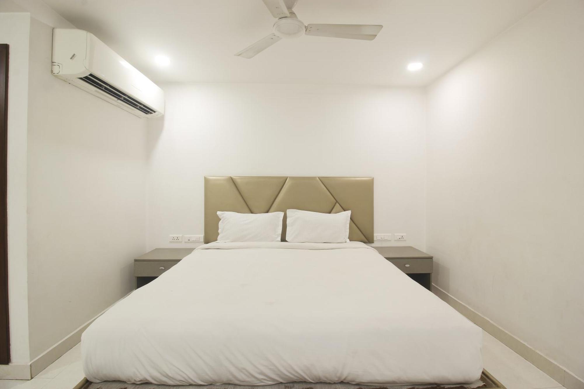 Hotel Ssr Grand Hyderabad Eksteriør billede