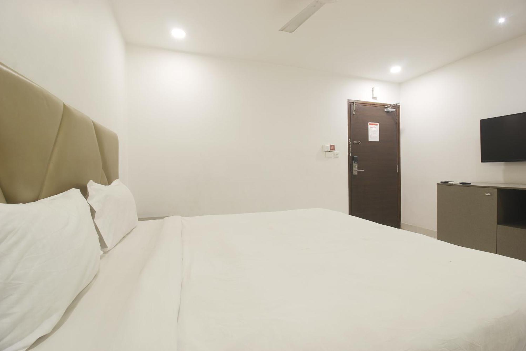 Hotel Ssr Grand Hyderabad Eksteriør billede
