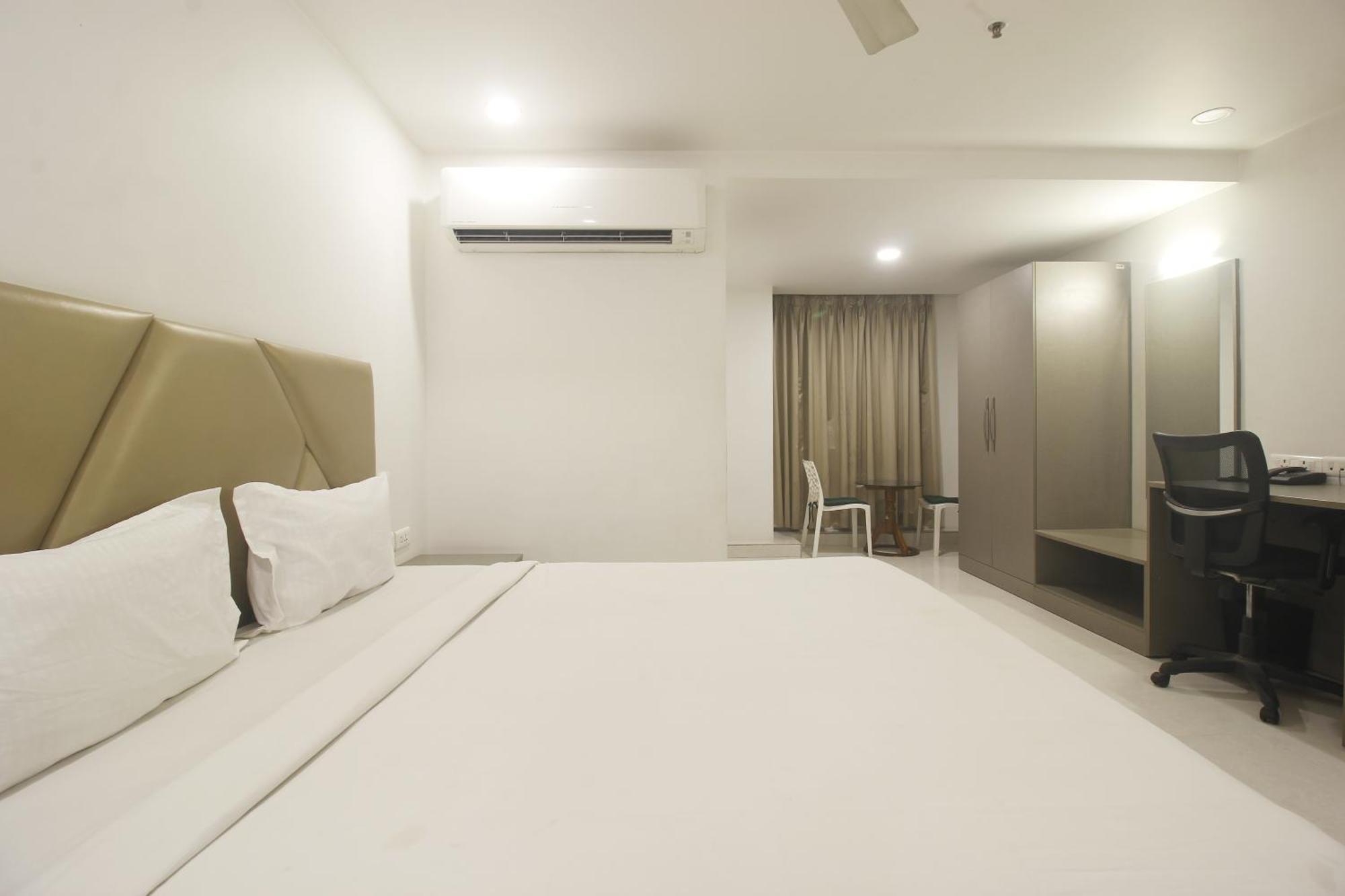 Hotel Ssr Grand Hyderabad Eksteriør billede